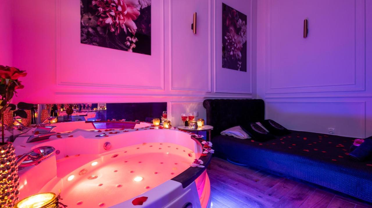 Vistula Boulevards Jacuzzi Apartment Cracovia Exterior foto