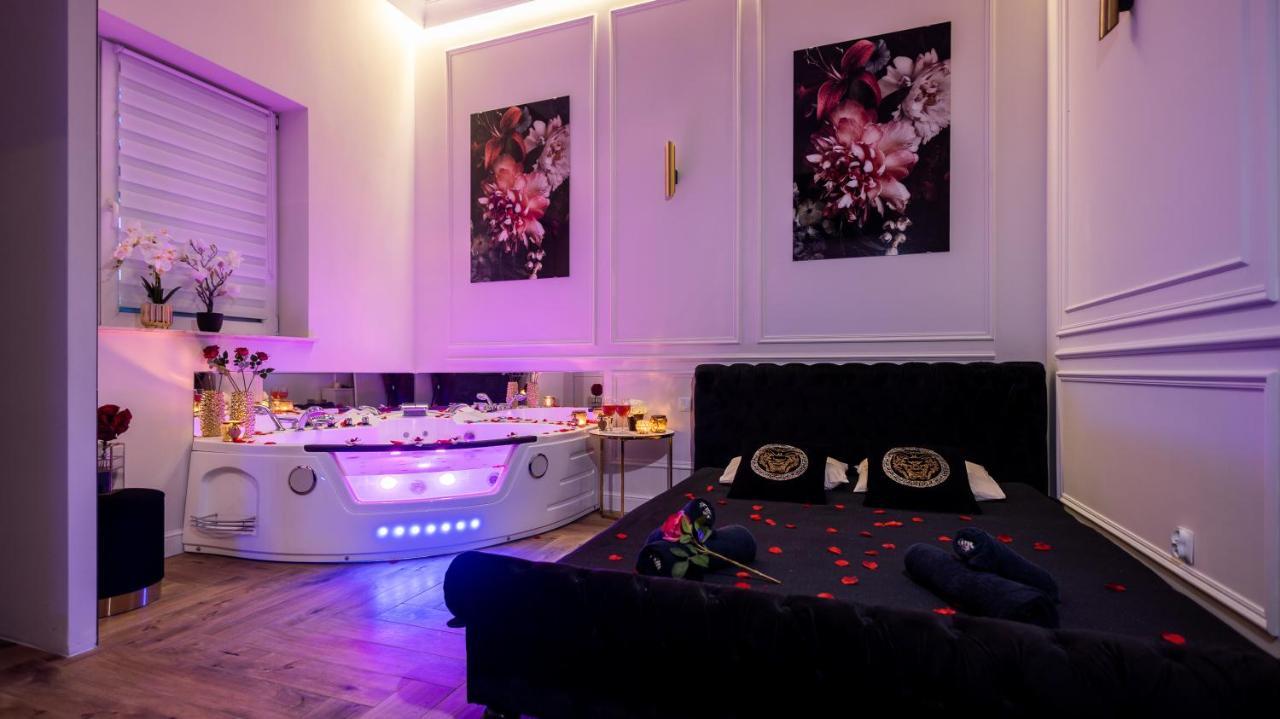 Vistula Boulevards Jacuzzi Apartment Cracovia Exterior foto